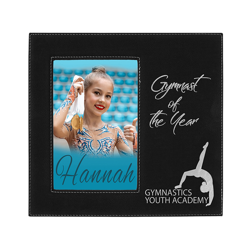 4 1/4' x 7 7/8' Gravür Alanlı 4' x 6' Suni Deri Fotoğraf Çerçevesi 4 1/4' x 7 7/8' Gravür Alanlı 4' x 6' Suni Deri Fotoğraf Çerçevesi