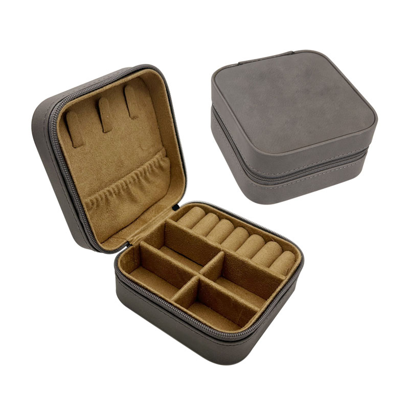 4×4 Lazerlenebilir Suni Deri Seyahat Mücevher Kutusu Bronz Astarlı 4×4 Lazerlenebilir Suni Deri Seyahat Mücevher Kutusu Bronz Astarlı