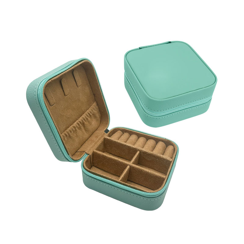4×4 Lazerlenebilir Suni Deri Seyahat Mücevher Kutusu Bronz Astarlı 4×4 Lazerlenebilir Suni Deri Seyahat Mücevher Kutusu Bronz Astarlı