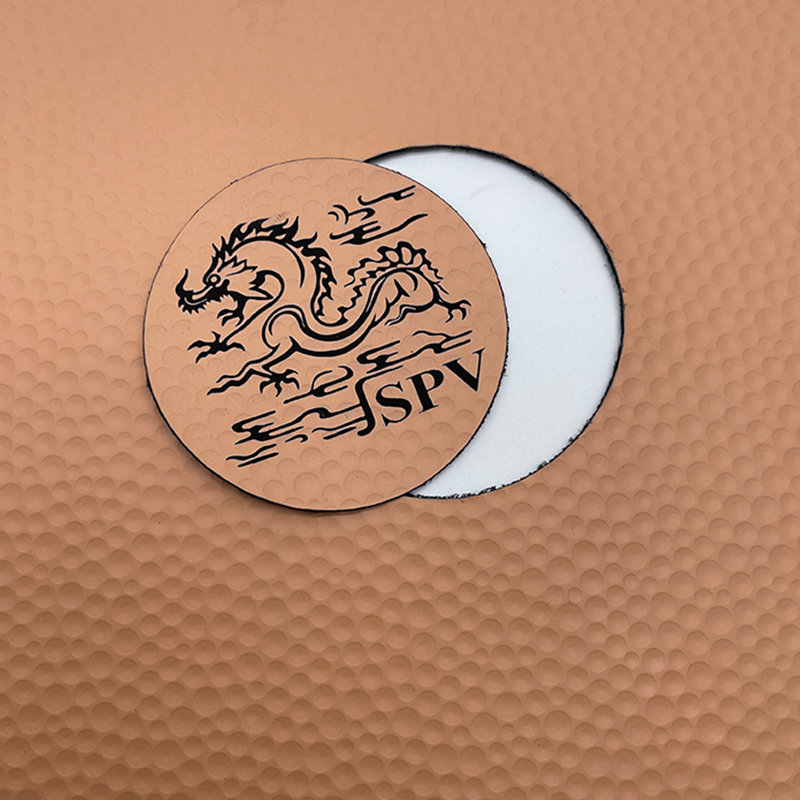 Yapışkanlı/yapıştırıcısız golf dokulu lazerlenebilir deri levhalar